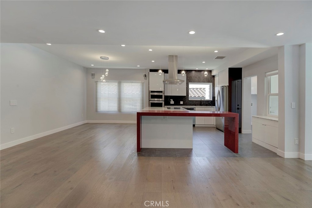 523 East Fairmount Road Burbank, CA 91501 - Photo 19 of 78