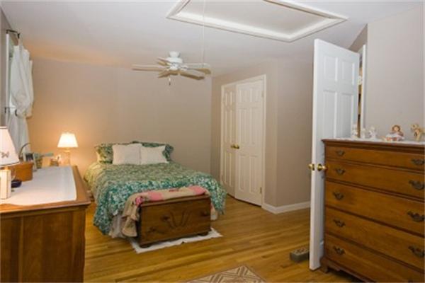53 Gilson Road Scituate, MA 02066 - Photo 7 of 14 Gallery Image 7