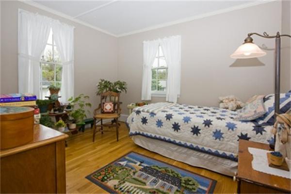53 Gilson Road Scituate, MA 02066 - Photo 8 of 14 Gallery Image 8