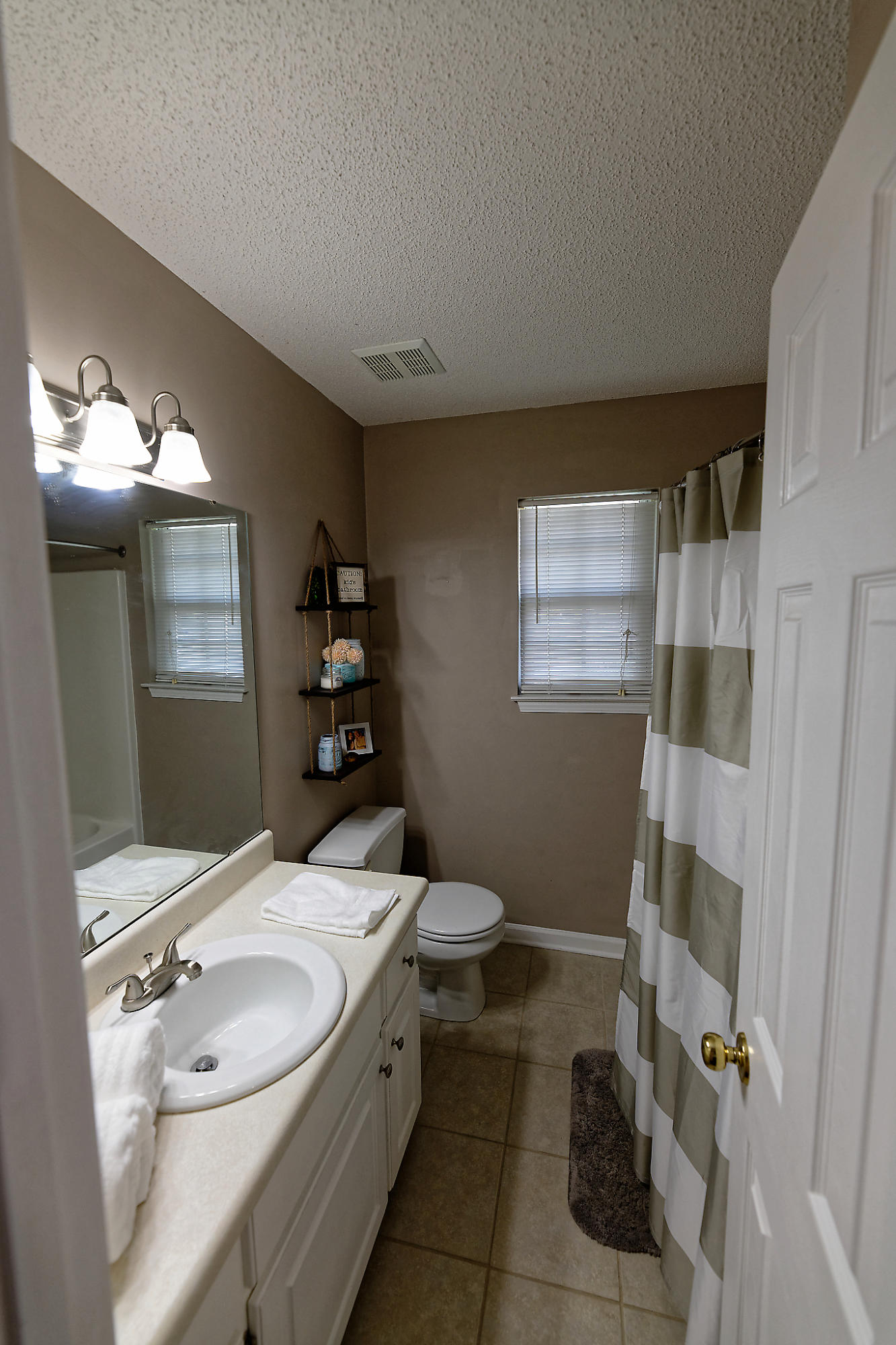 5917 Hunter Valley Road Ooltewah, TN 37363 - Photo 28 of 64 MDL_0926_DxO2
