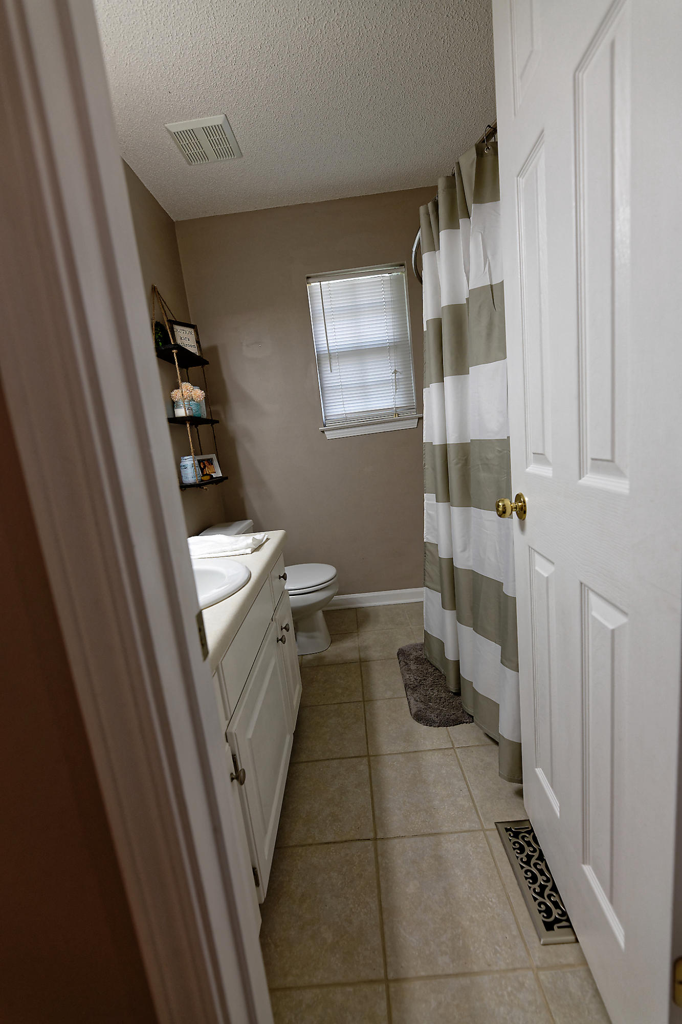 5917 Hunter Valley Road Ooltewah, TN 37363 - Photo 29 of 64 MDL_0928_DxO2
