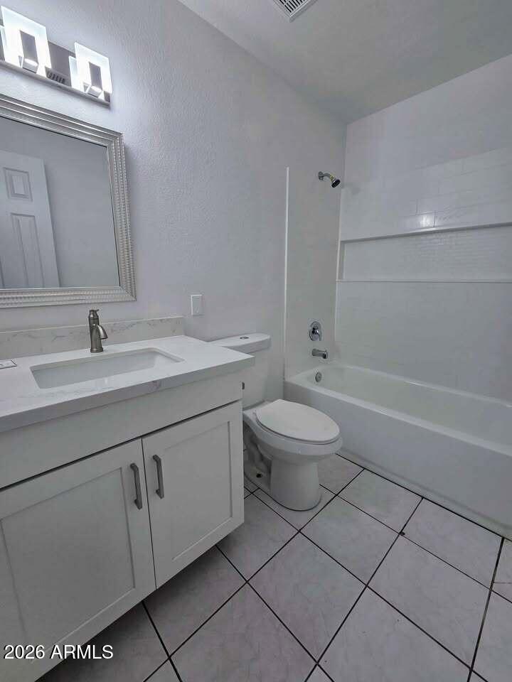 4012 West Carver Road Laveen, AZ 85339 - Photo 5 of 17 712410692_26993387270282439_161436352425