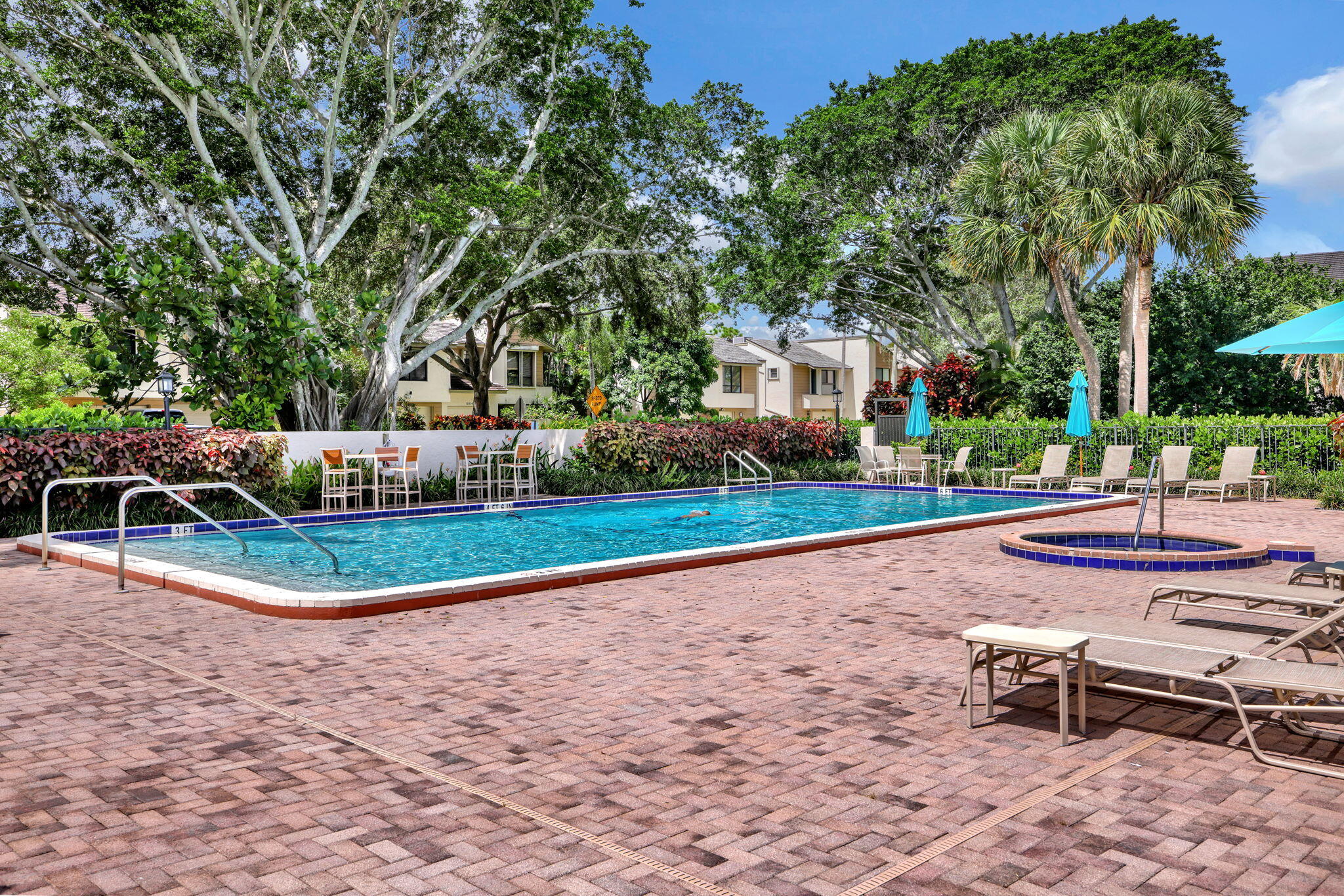 6062 Glendale Drive Boca Raton, FL 33433 - Photo 24 of 58 Pool & spa