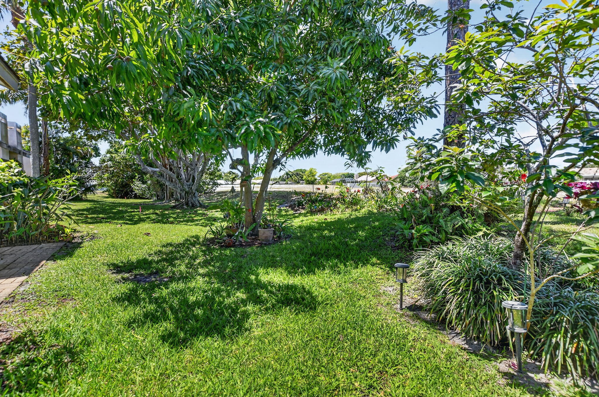 6062 Glendale Drive Boca Raton, FL 33433 - Photo 49 of 58 Long green views