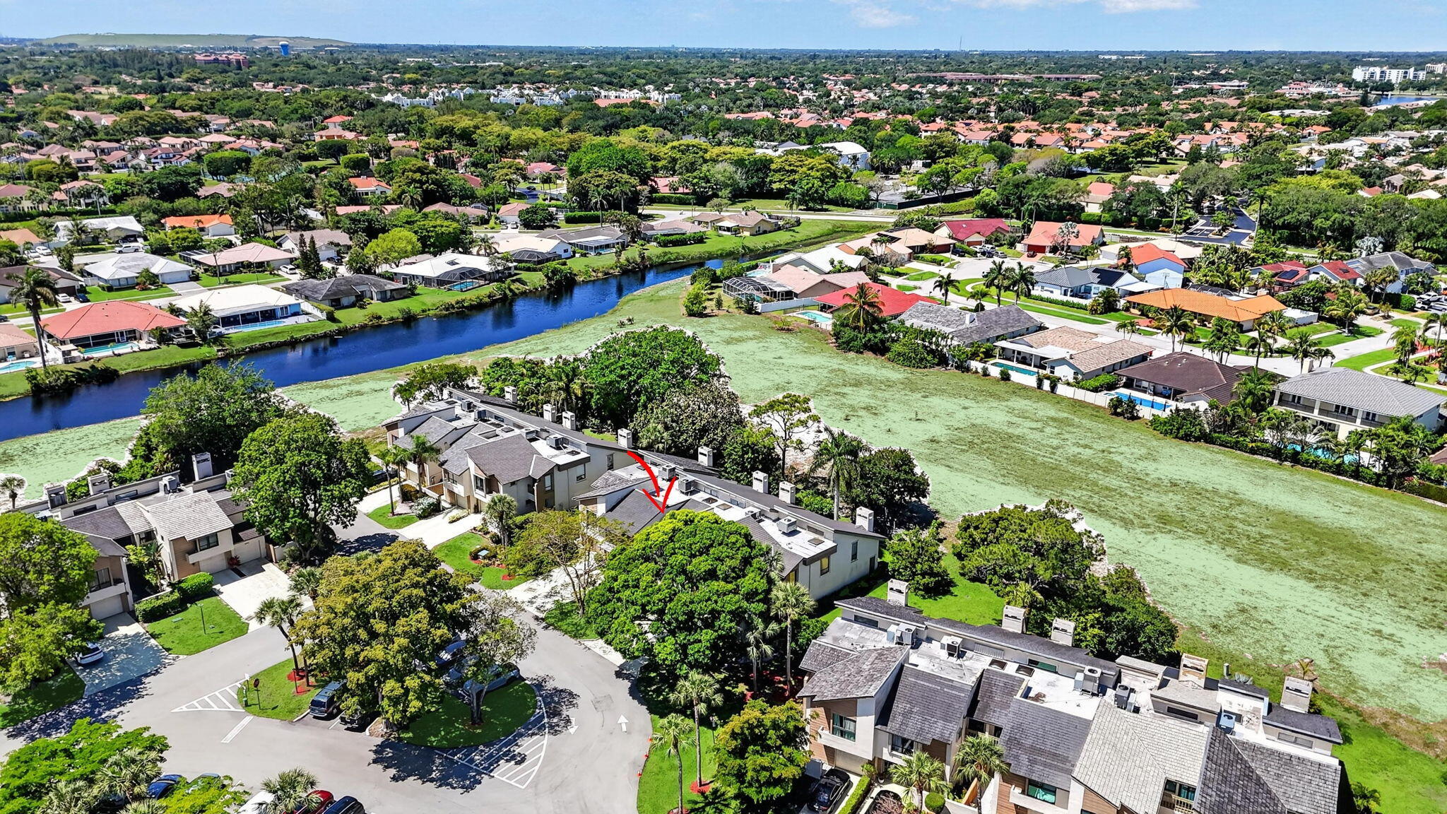 6062 Glendale Drive Boca Raton, FL 33433 - Photo 54 of 58 Aerial on circle green space