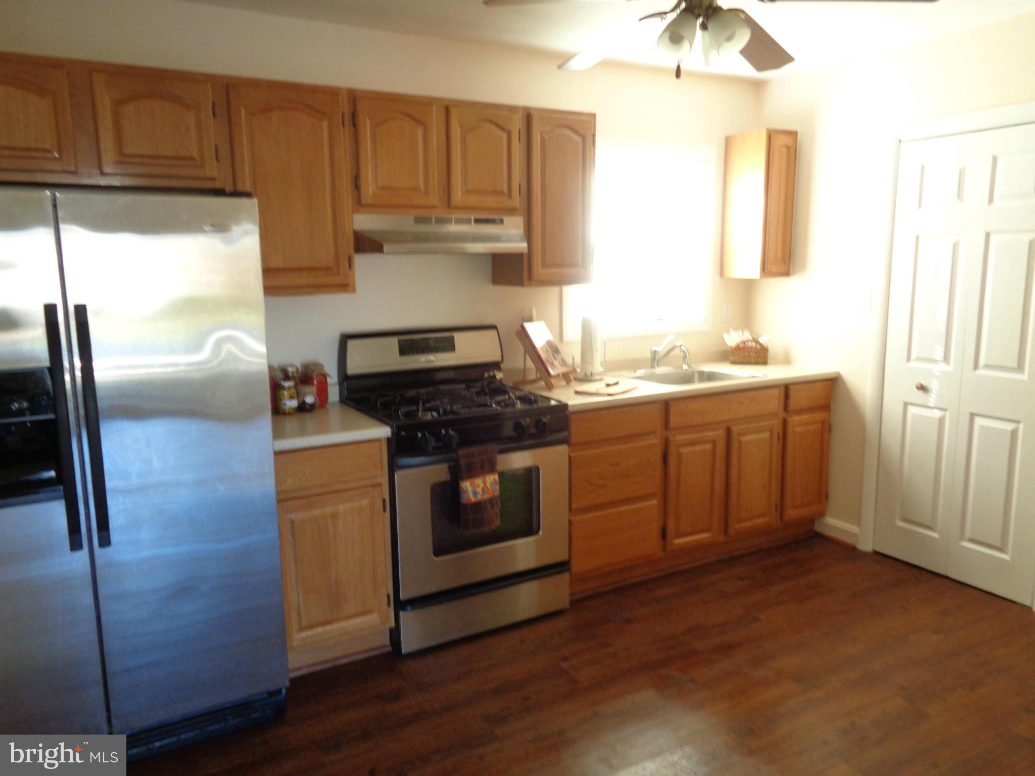 12 Leedom Road Elkton, MD 21921 - Photo 2 of 15 Kitchen