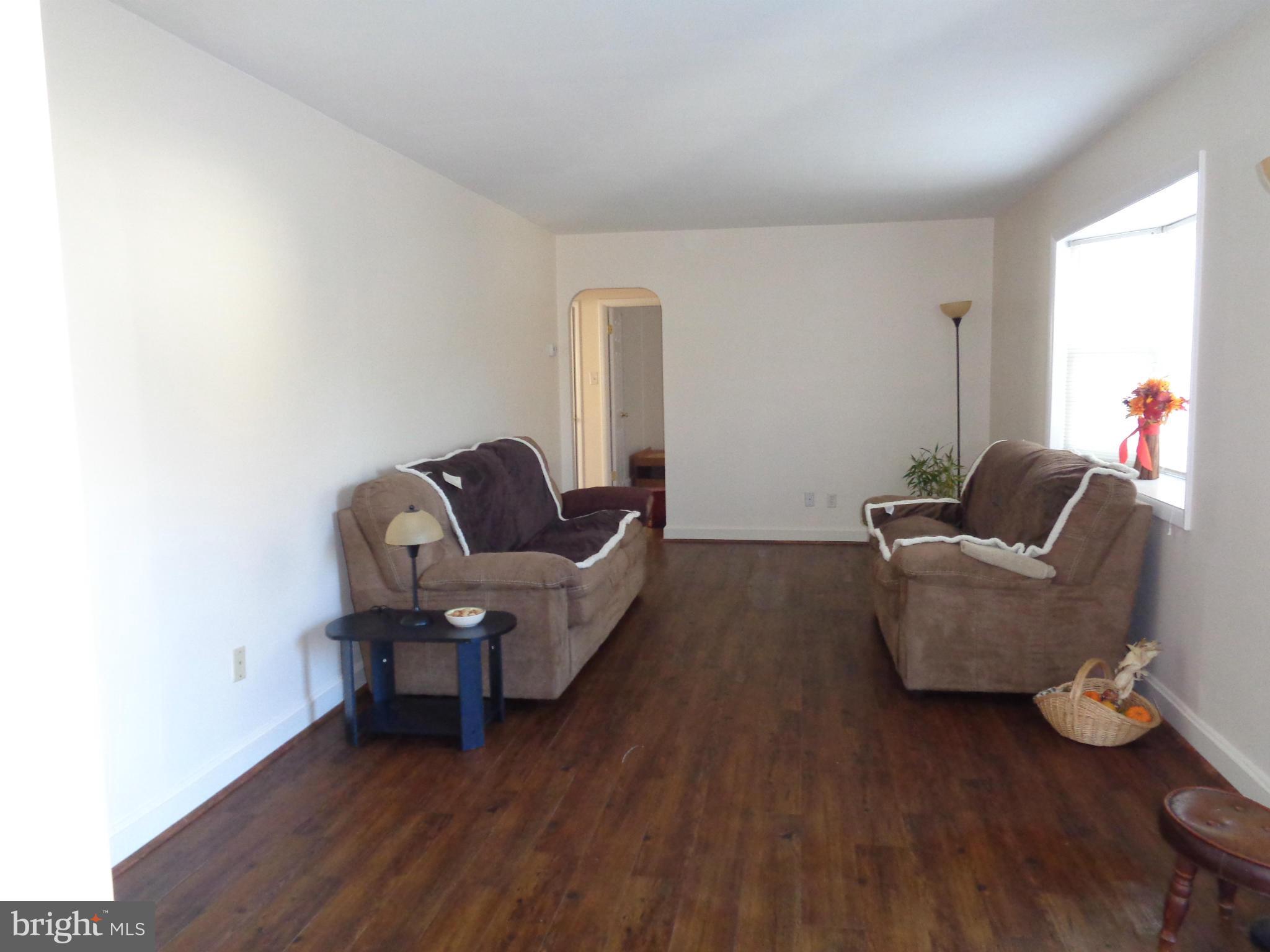 12 Leedom Road Elkton, MD 21921 - Photo 4 of 15 Living Room