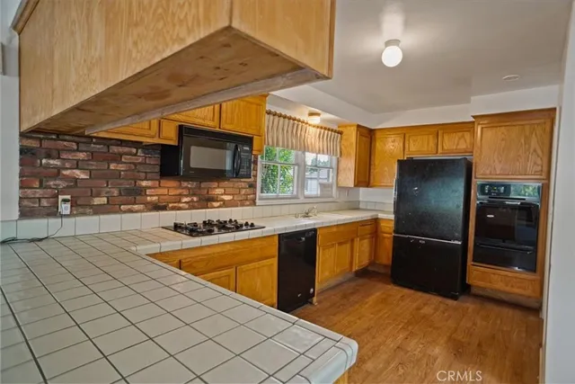 $810,000 | 16953 San Jose Street, Granada Hills, CA 91344