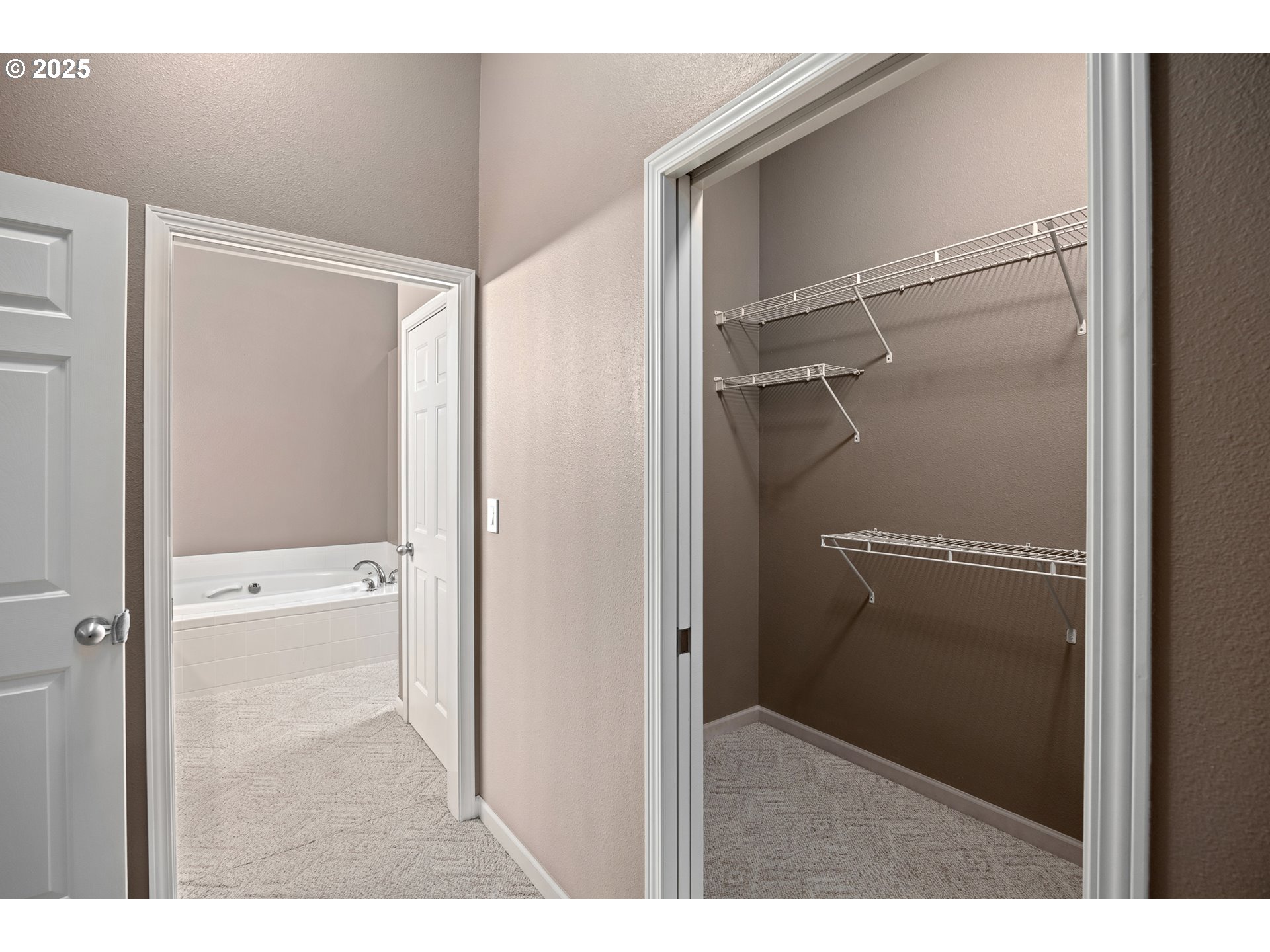 1113 Highway 101, Unit 52 Depoe Bay, OR 97341 - Photo 29 of 47 a bathroom with a glass shower door