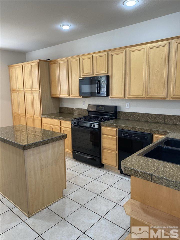 10436 Chadwell Drive Reno, NV 89521 - Photo 8 of 27 Photo 8