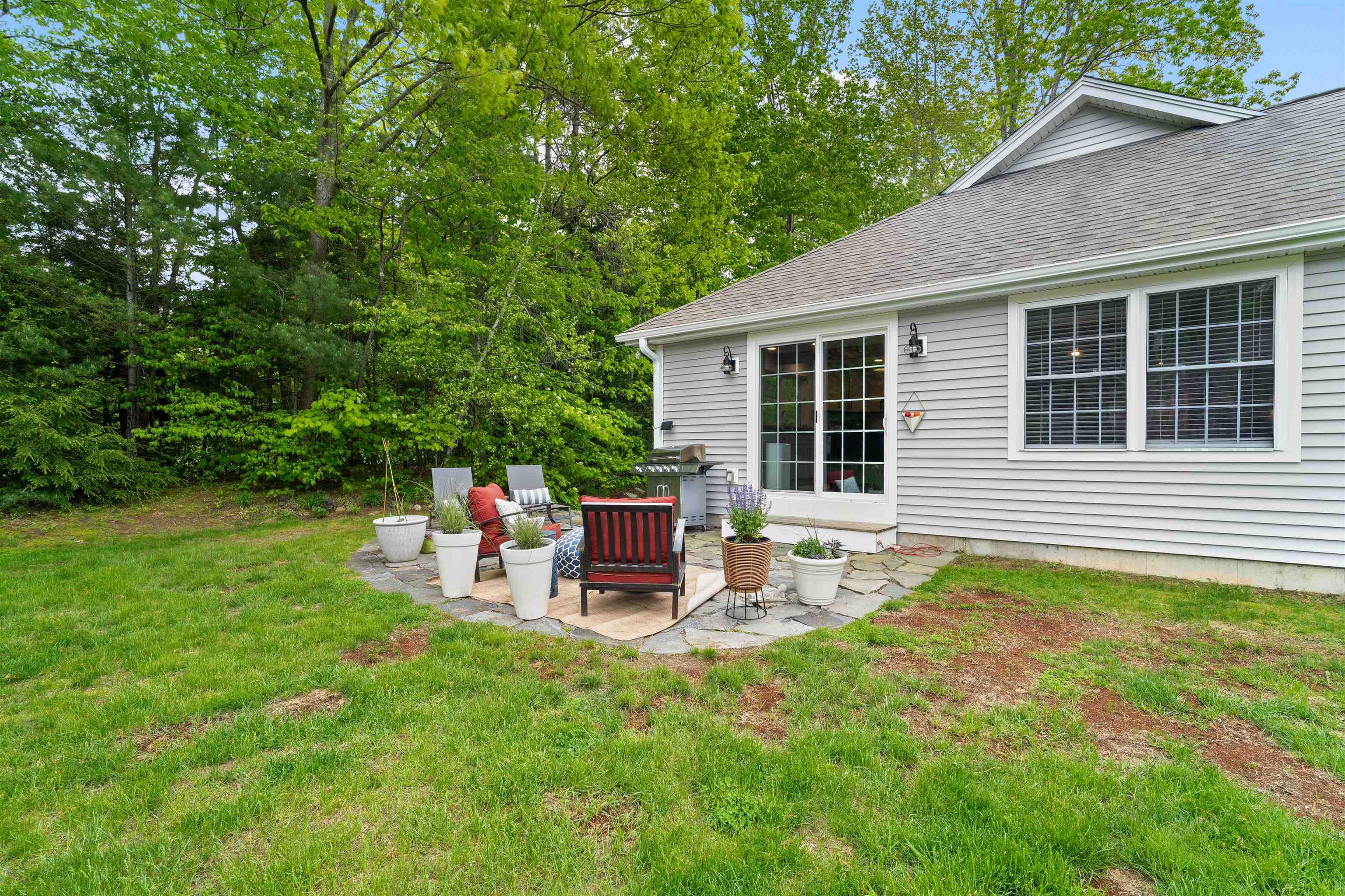 31 Henderson Road, Unit 17 Gilford, NH 03249 - Photo 33 of 54