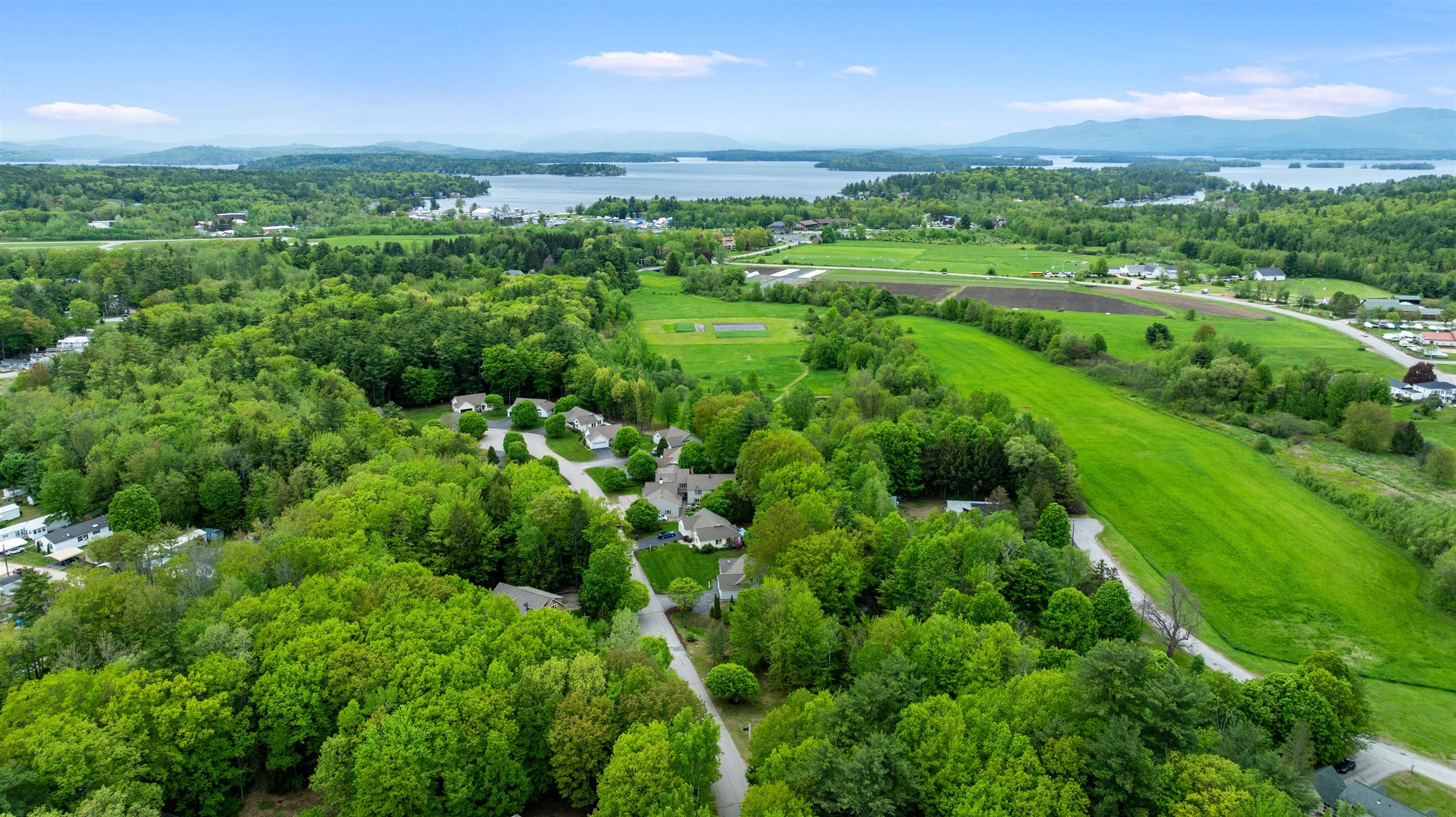 31 Henderson Road, Unit 17 Gilford, NH 03249 - Photo 47 of 54