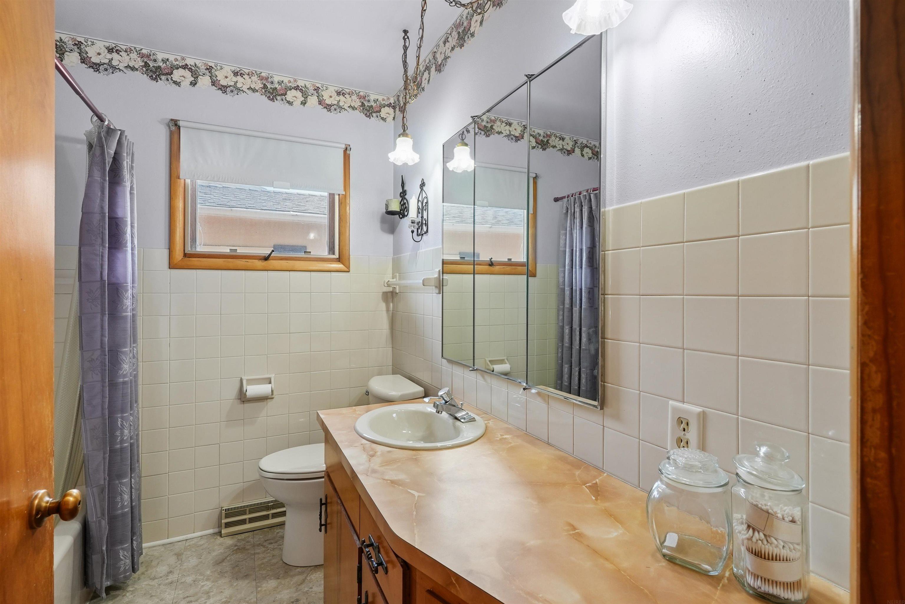 2571 Kate Street Waterloo, IA 50701 - Photo 17 of 31 Gallery Image 17