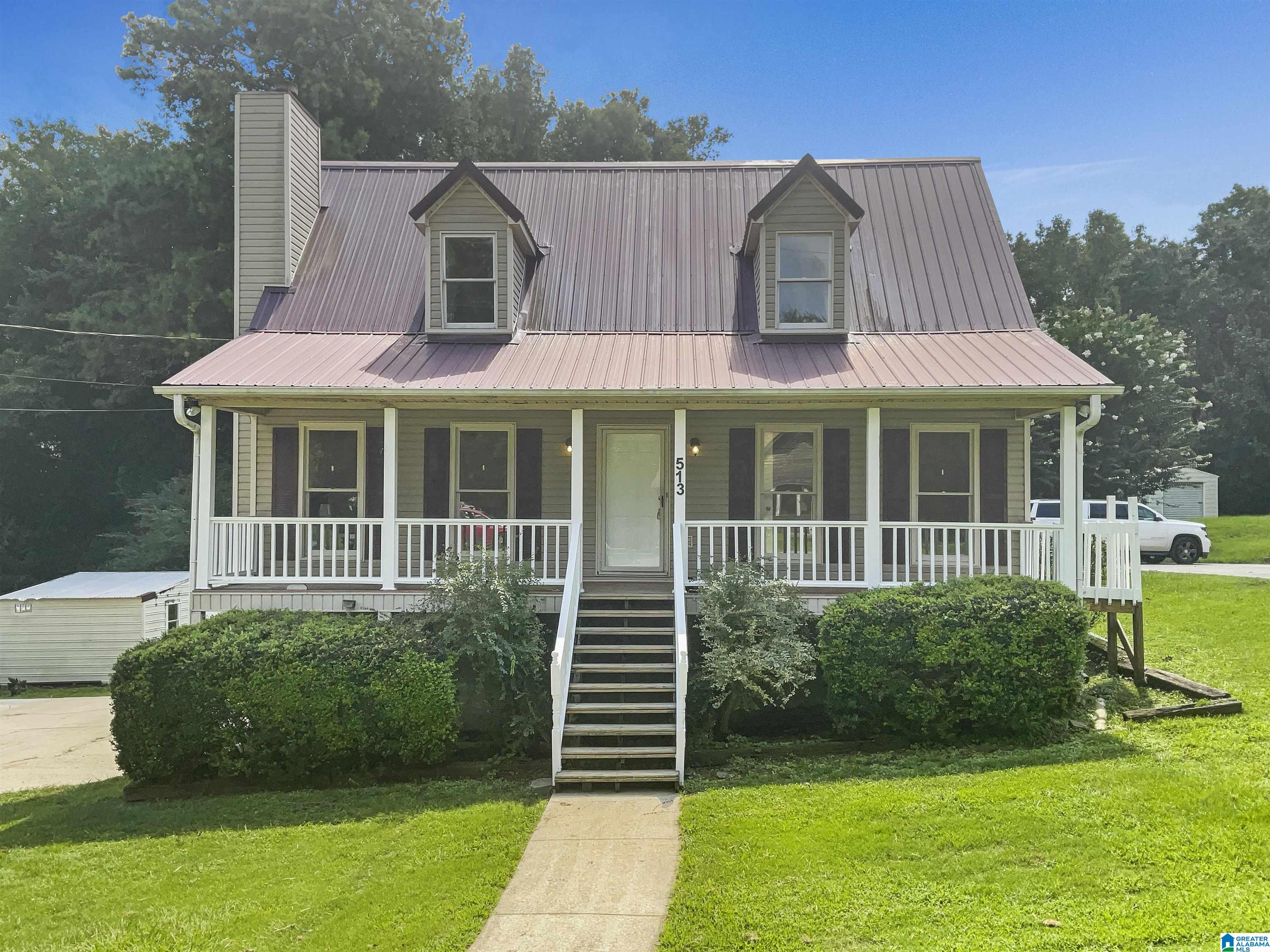 513 Kennedy Road Gardendale, AL 35071 - Photo 2 of 20