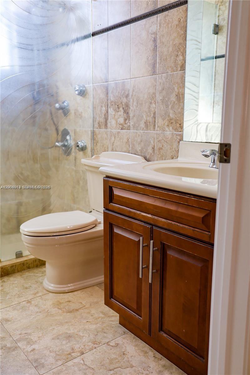 16473 Southwest 59th Terrace Miami, FL 33193 - Photo 31 of 35