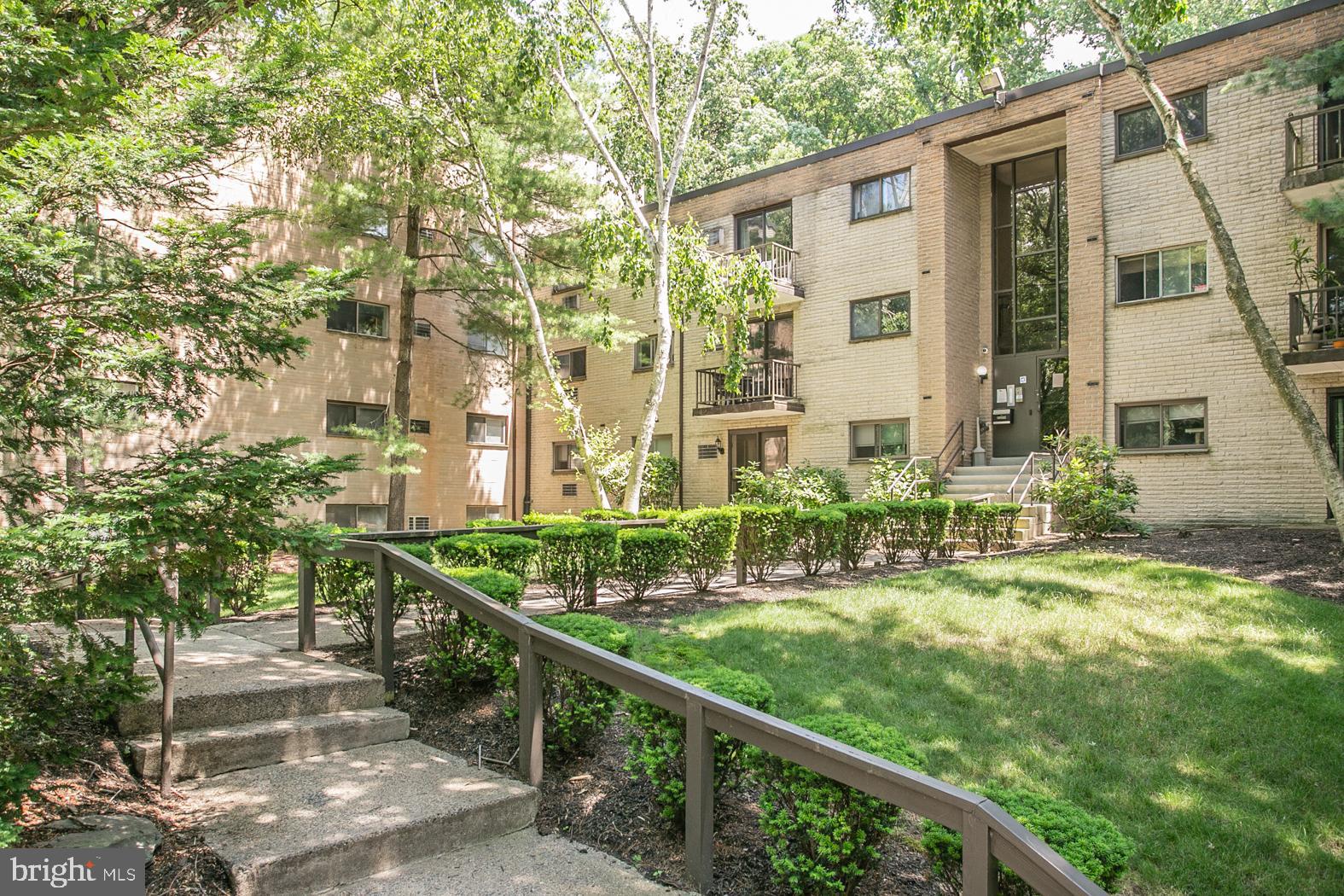 400 Glendale Road, Unit E20 Havertown, PA 19083 - Photo 1 of 16 Gallery Image 1
