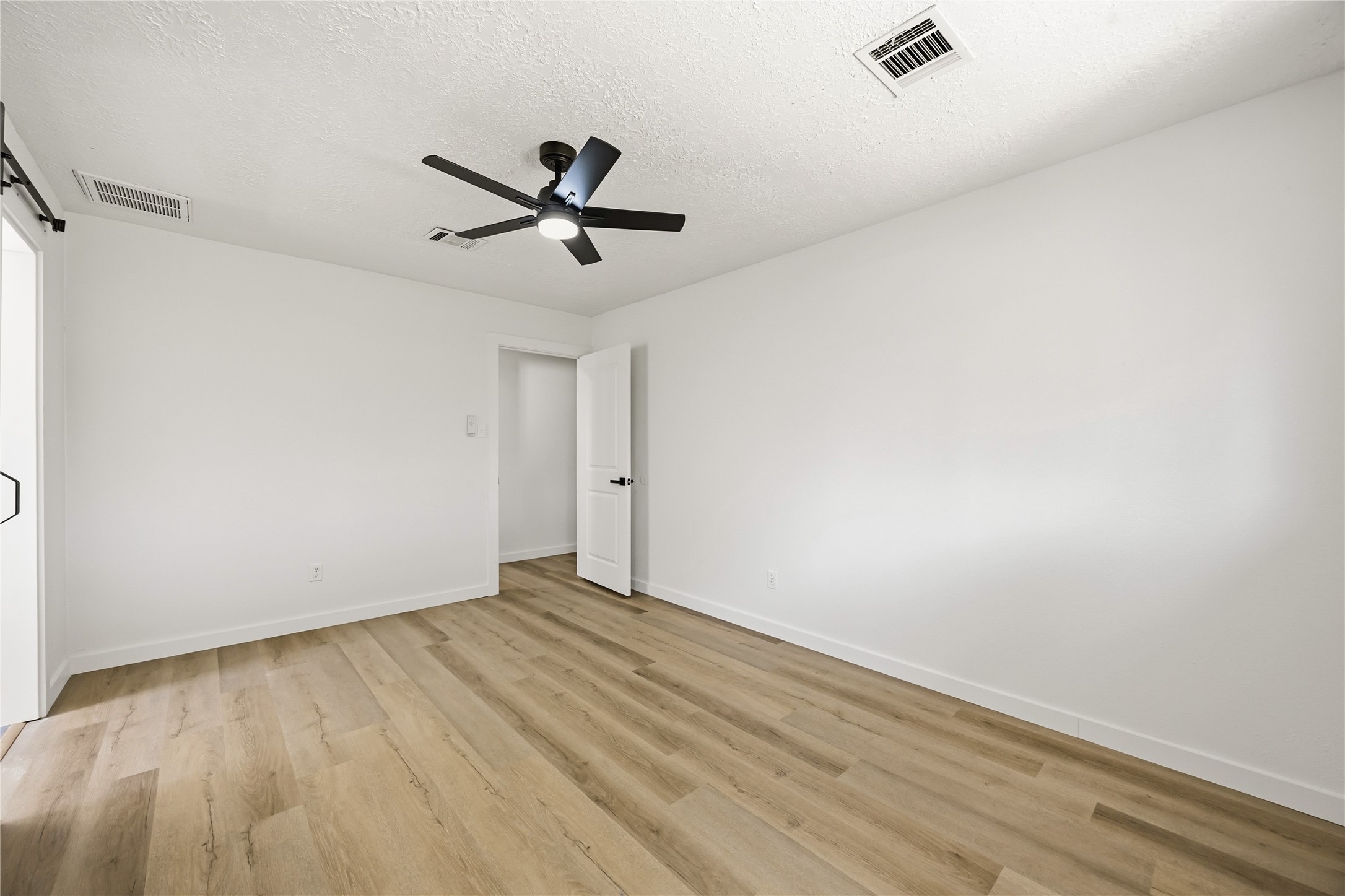 23222 Earlmist Drive Spring, TX 77373 - Photo 13 of 28 Primary bedroom