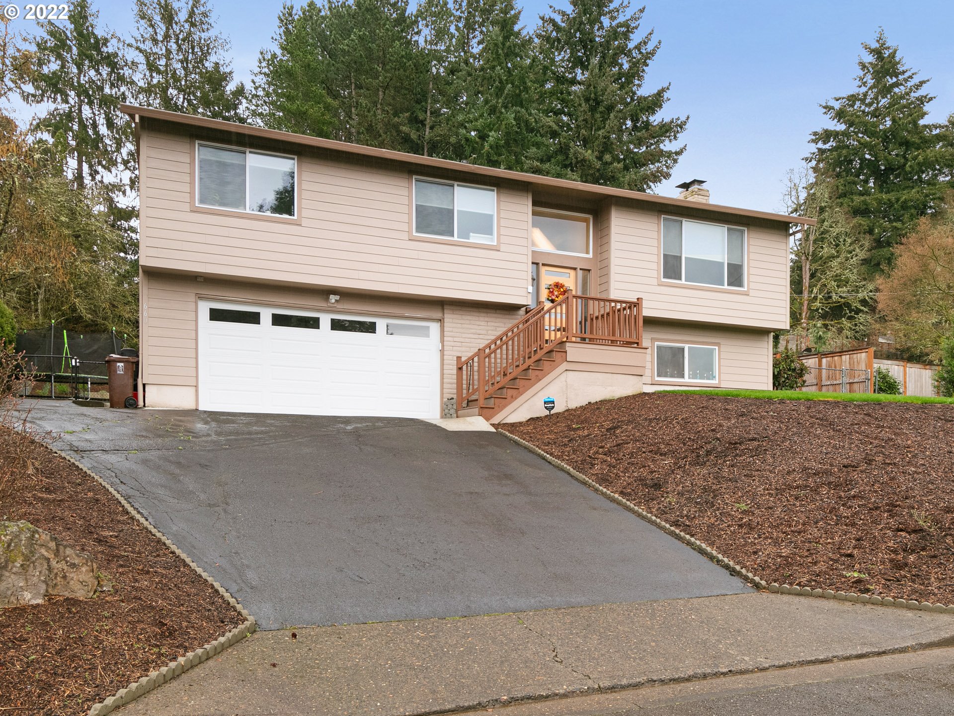 660 Southwest Spring Lane Portland, OR 97225 - Photo 1 of 32 Gallery Image 1