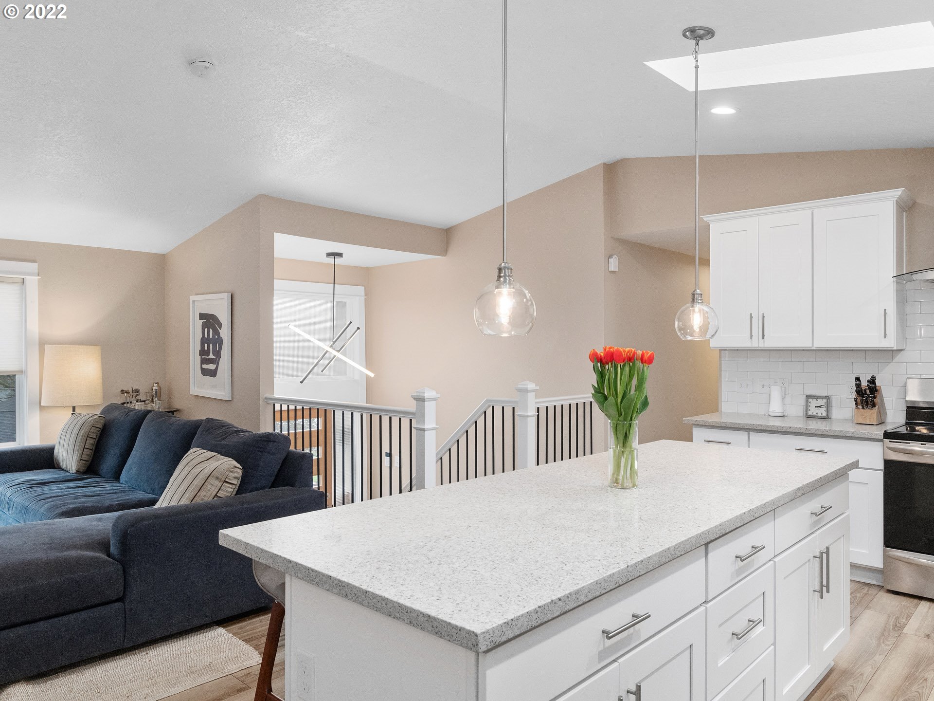 660 Southwest Spring Lane Portland, OR 97225 - Photo 15 of 32 Gallery Image 15