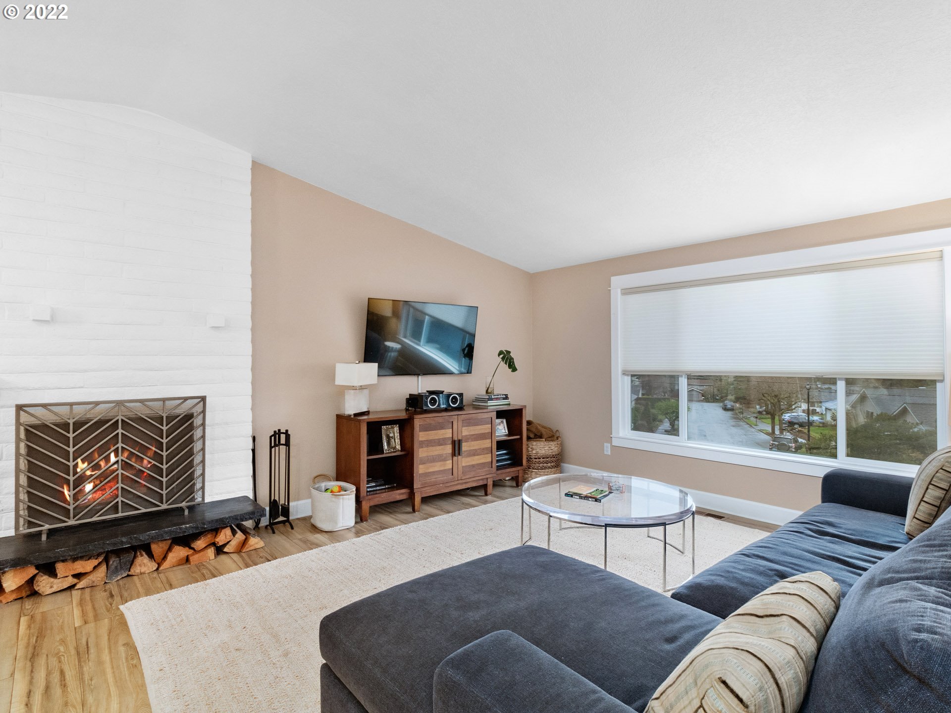 660 Southwest Spring Lane Portland, OR 97225 - Photo 4 of 32 Gallery Image 4