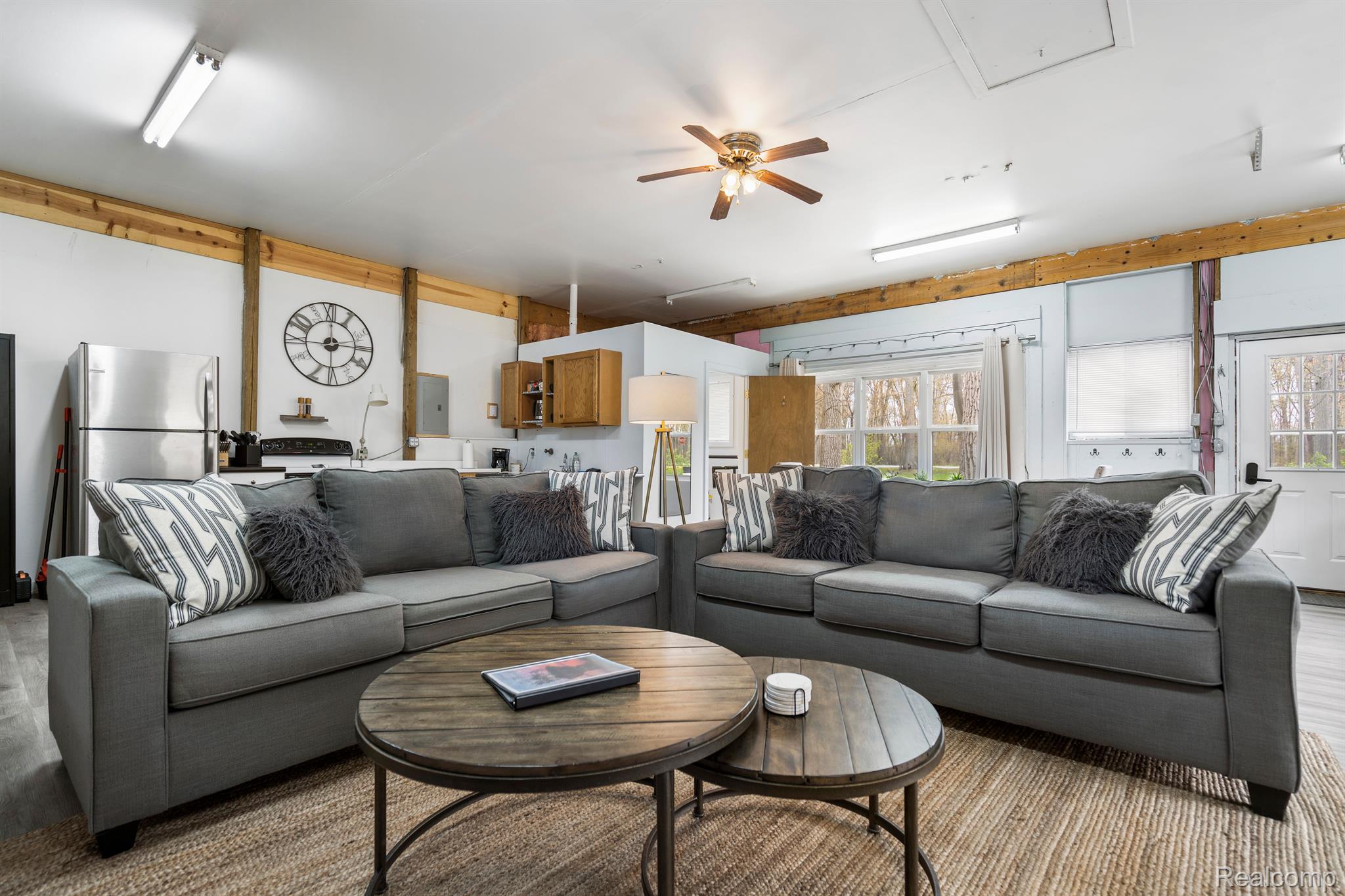 8522 Port Austin Road Pigeon, MI 48755 - Photo 18 of 33 Gallery Image 18