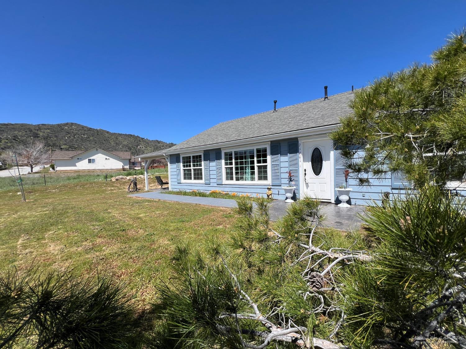 21201 Ridgeway Drive Tehachapi, CA 93561 - Photo 1 of 30 Gallery Image 1