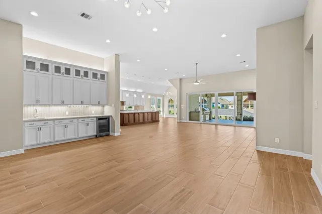 $1,649,000 | 508 Amalfi Drive, Kemah, TX 77565