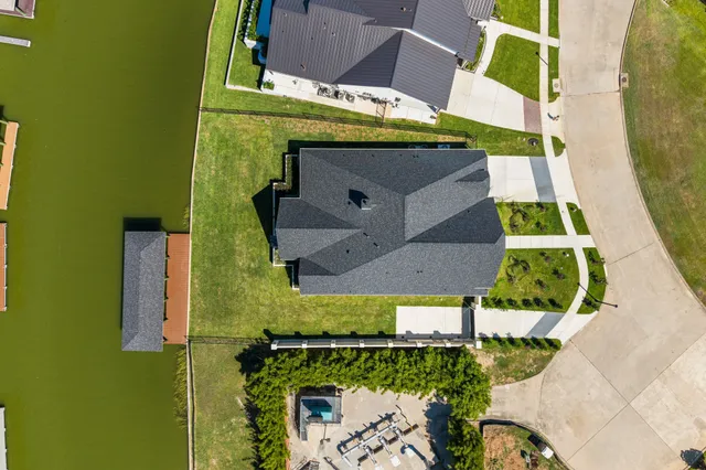 $1,649,000 | 508 Amalfi Drive, Kemah, TX 77565