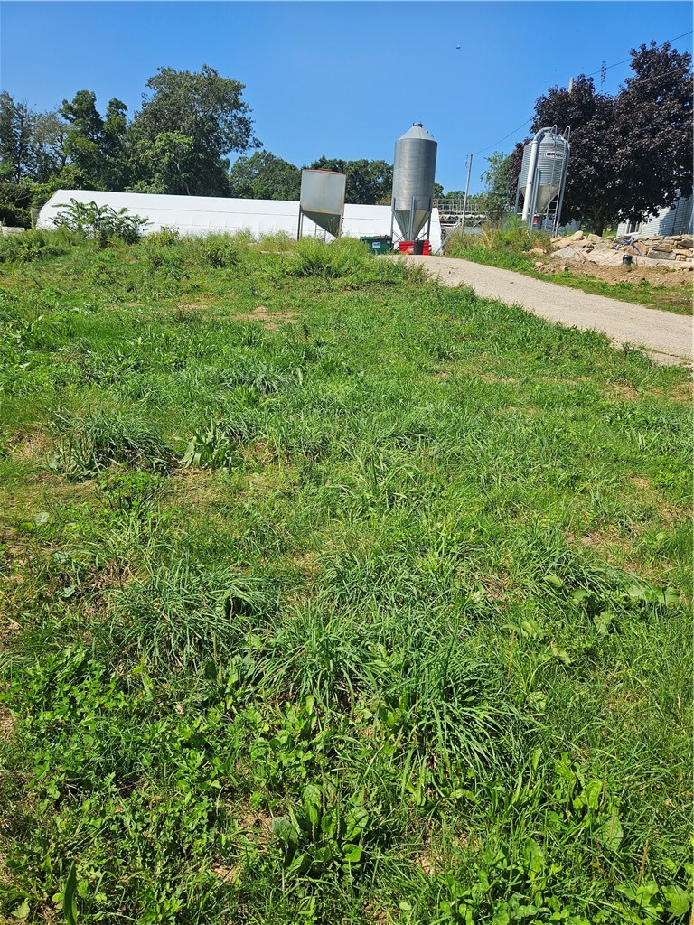 241 Cornell Road Tiverton, RI 02878 - Photo 10 of 47
