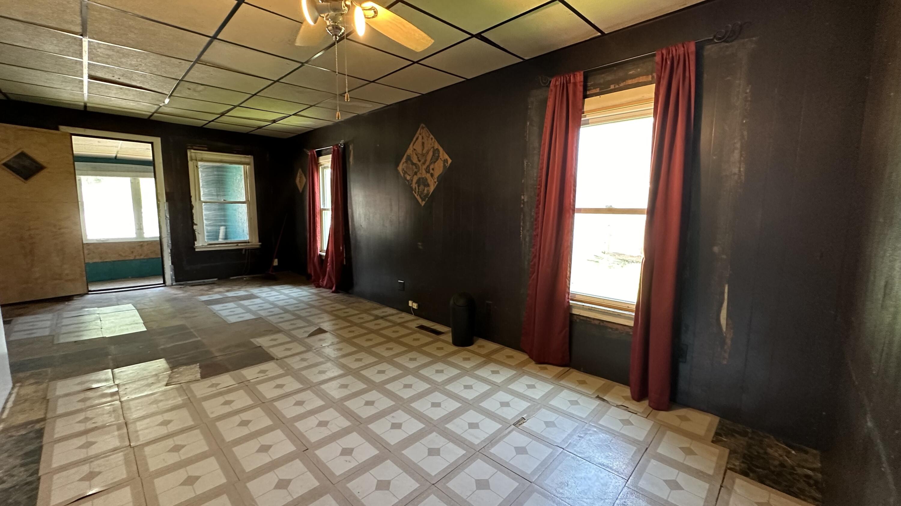 6804 Carolina Avenue Hammond, IN 46323 - Photo 17 of 23 3000x1687