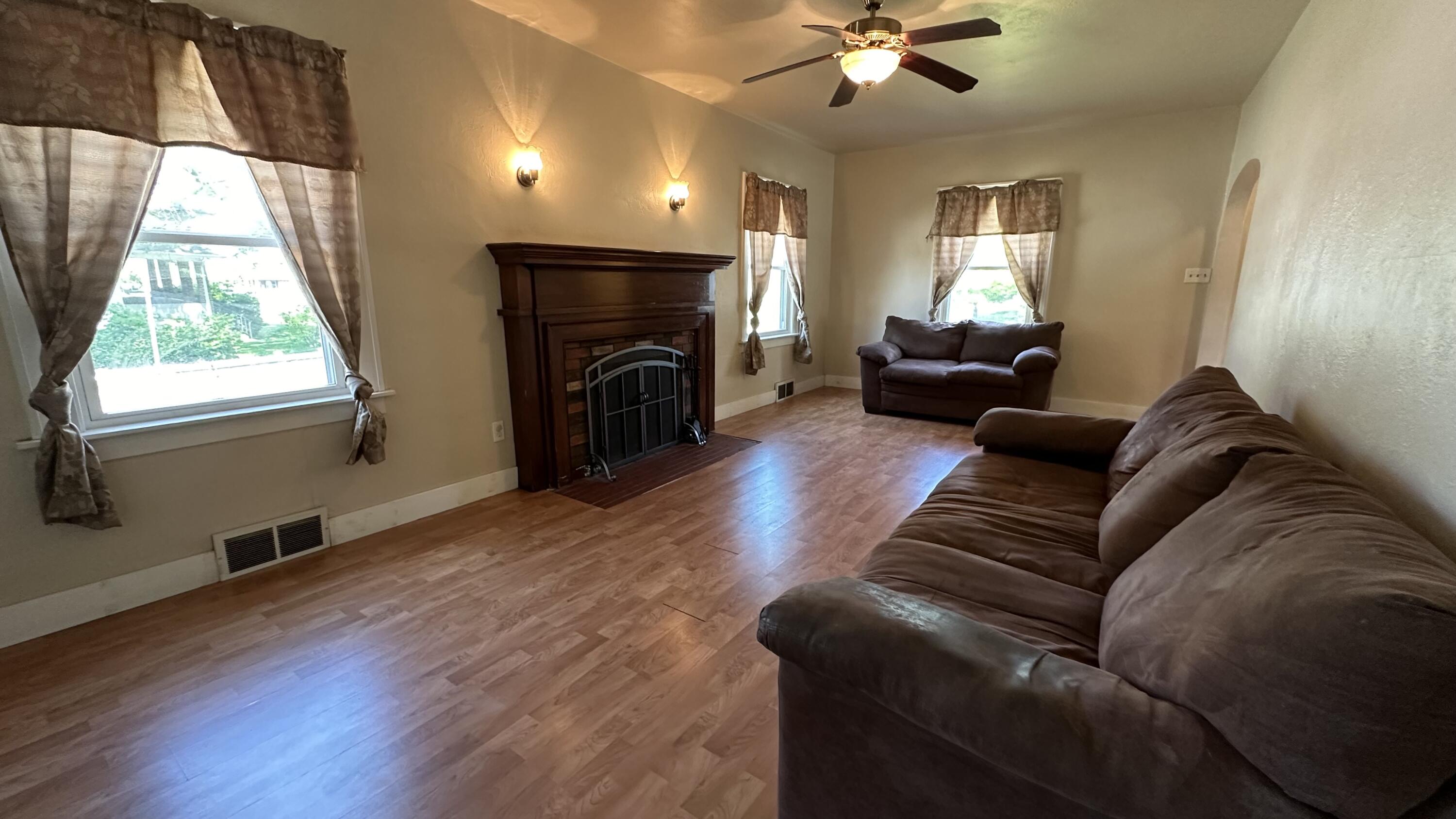 6804 Carolina Avenue Hammond, IN 46323 - Photo 5 of 23 3000x1687