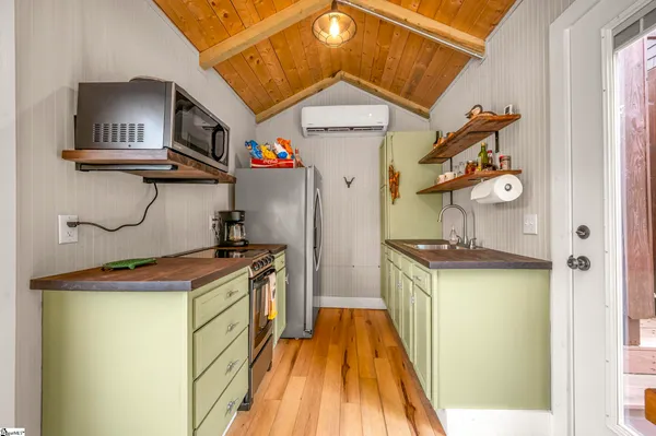 $535,000 | 1028 East Lakeshore Drive, Landrum, SC 29356