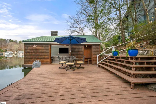 $535,000 | 1028 East Lakeshore Drive, Landrum, SC 29356