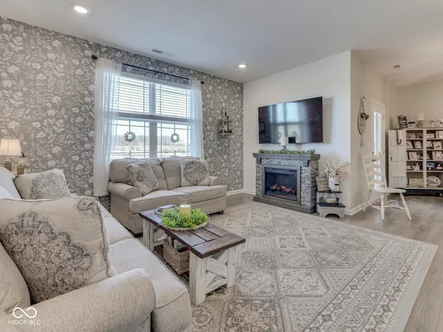 $375,000 | 1516 Adios Butler Court, Danville, IN 46122