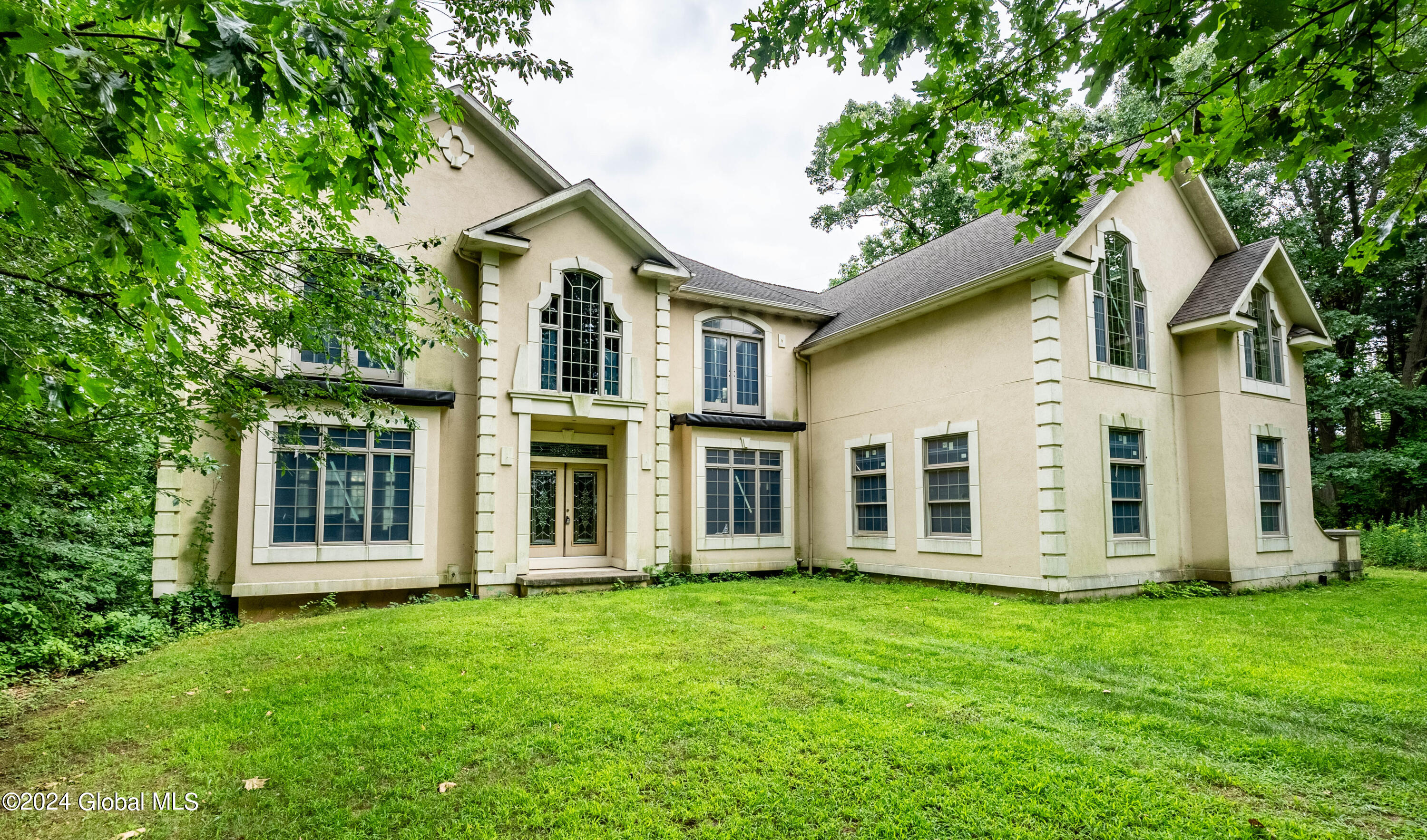4 Oak Ridge Menands, NY 12204 - Photo 3 of 50 3