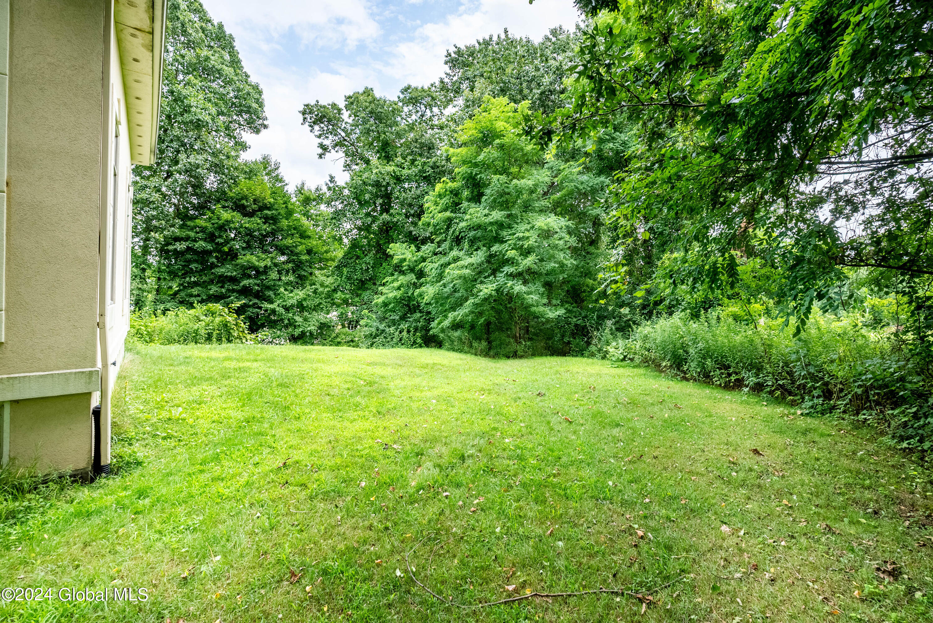 4 Oak Ridge Menands, NY 12204 - Photo 43 of 50 43