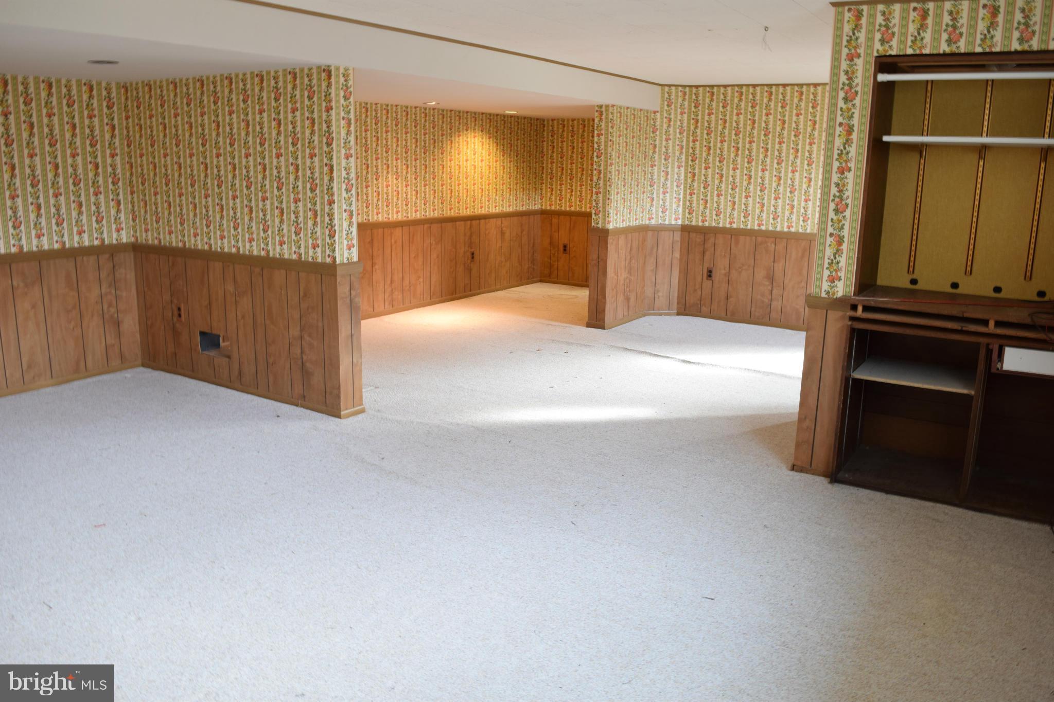 12710 Helen Road Silver Spring, MD 20906 - Photo 12 of 13 Interior (General)