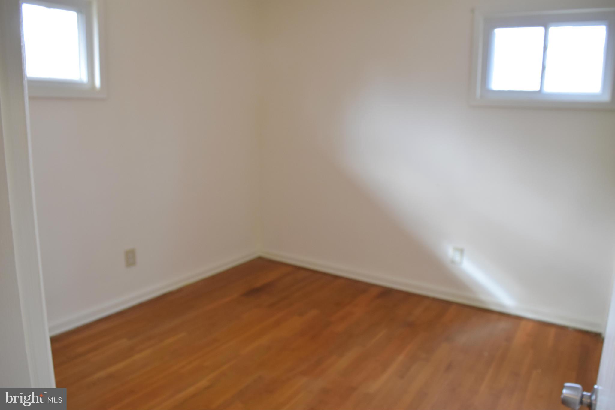12710 Helen Road Silver Spring, MD 20906 - Photo 6 of 13 Interior (General)