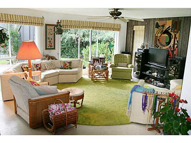 12 Middle Road Stuart, FL 34996 - Photo 6 of 16 Gallery Image 6