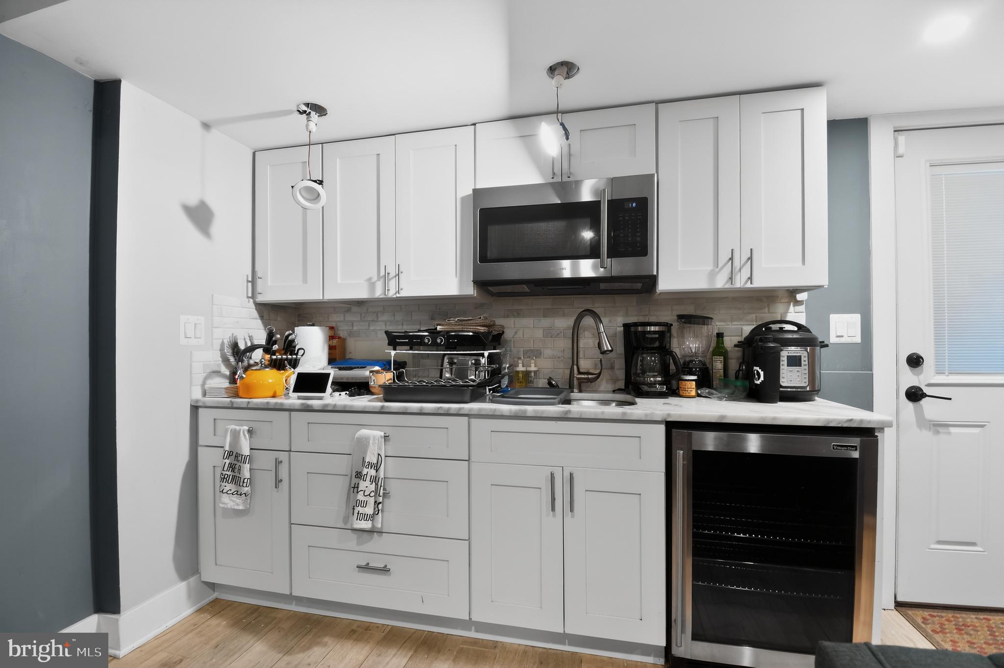 847 20th Street Northeast Washington, DC 20002 - Photo 4 of 26