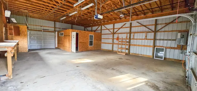 $85,900 | 400 South Main Street, Waldron, MI 49288