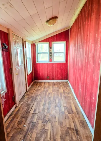 $85,900 | 400 South Main Street, Waldron, MI 49288