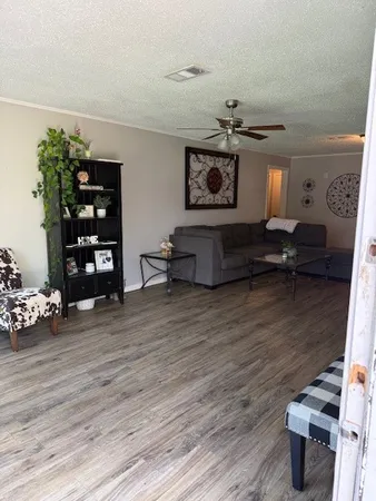 $204,900 | 203 Moose Jaw Lane, Houston, TX 77336