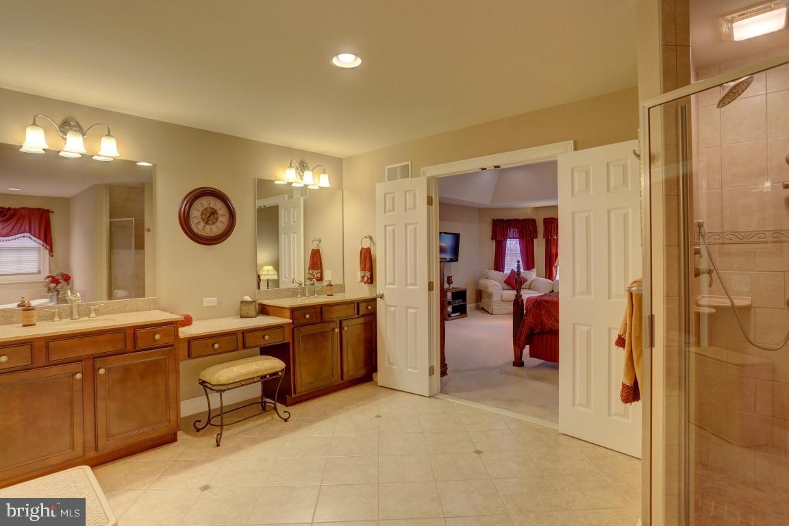 367 Ecker Drive Lititz, PA 17543 - Photo 25 of 47