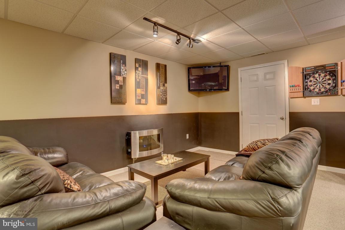367 Ecker Drive Lititz, PA 17543 - Photo 40 of 47