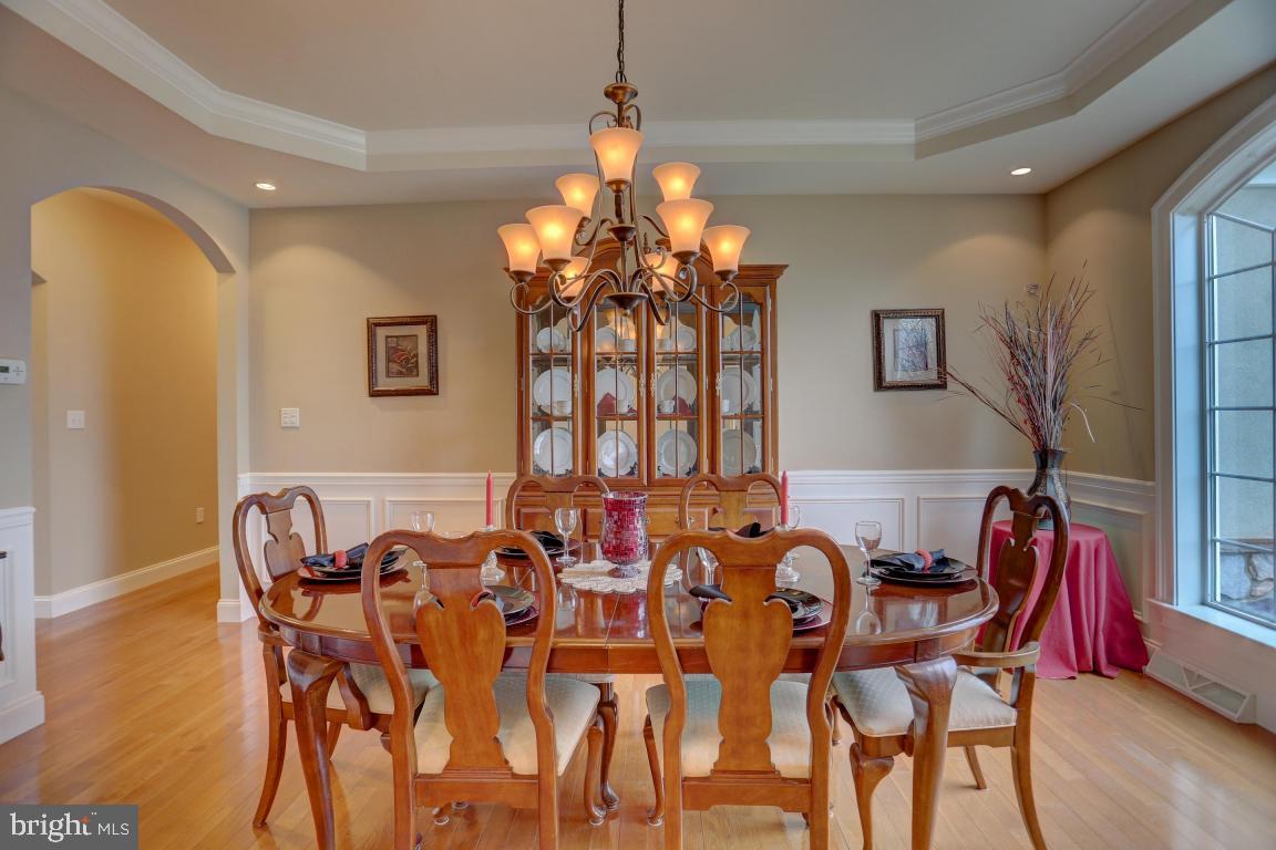 367 Ecker Drive Lititz, PA 17543 - Photo 7 of 47