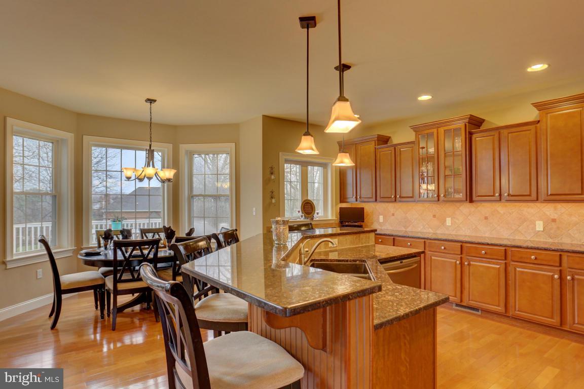 367 Ecker Drive Lititz, PA 17543 - Photo 10 of 47