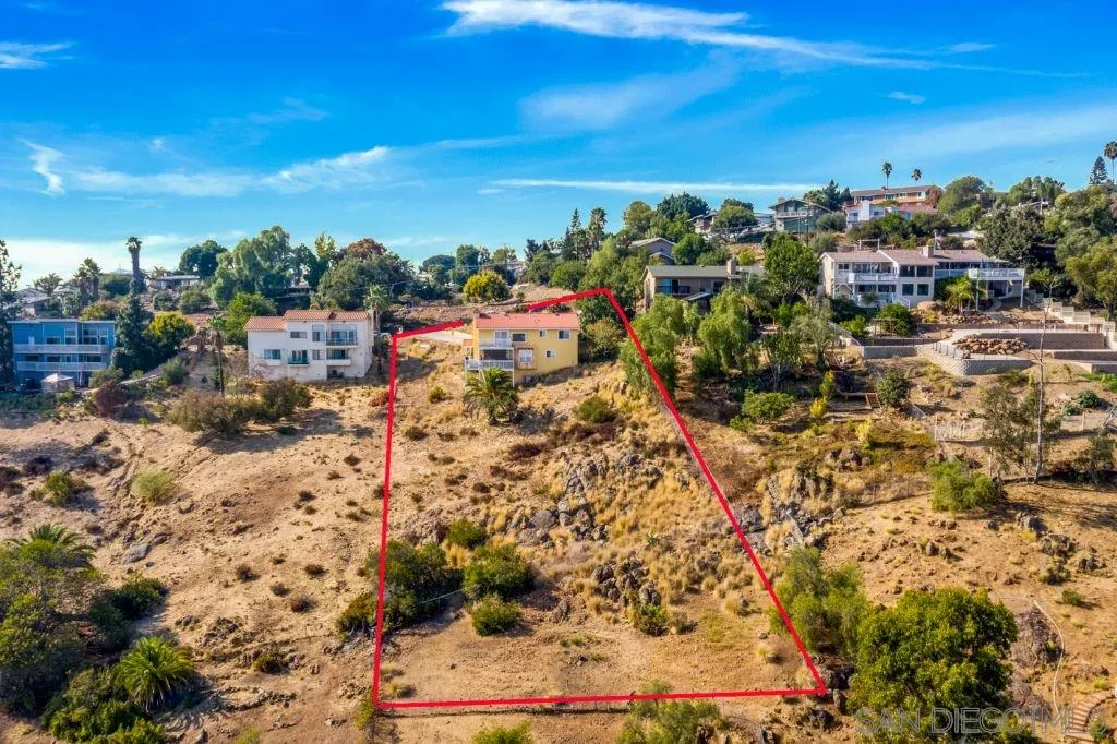 3489 Lakeview Drive Spring Valley, CA 91977 - Photo 39 of 50 a view of a city