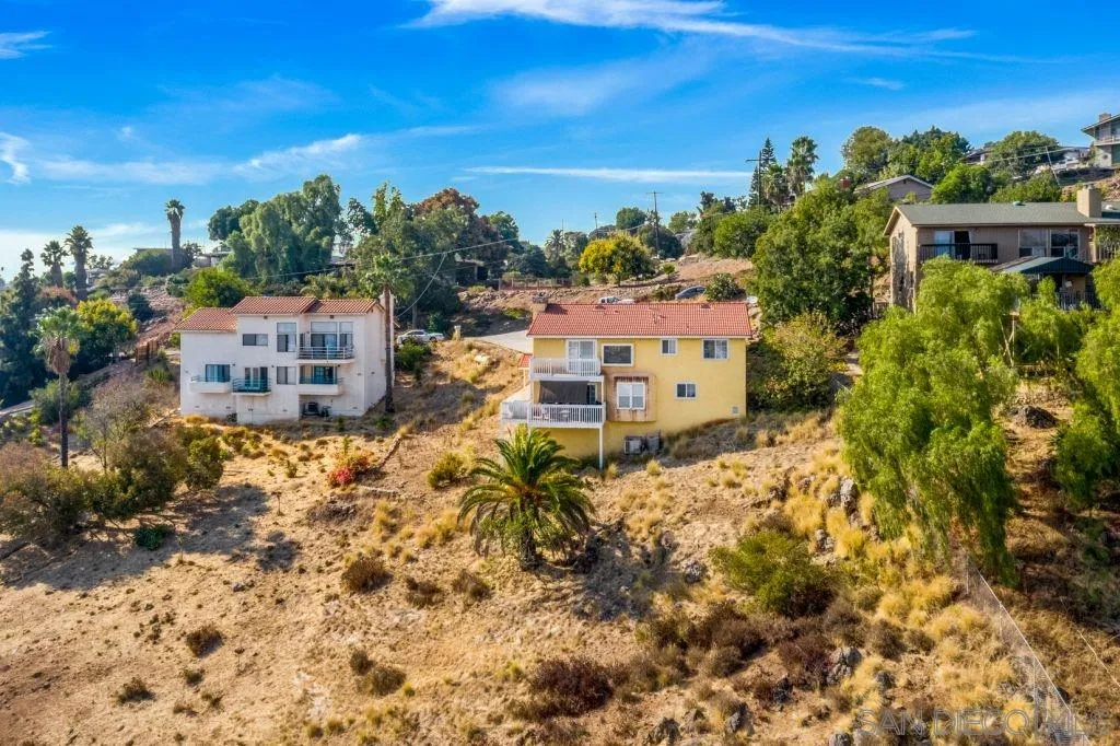 3489 Lakeview Drive Spring Valley, CA 91977 - Photo 41 of 50 a view of a houses with a yard