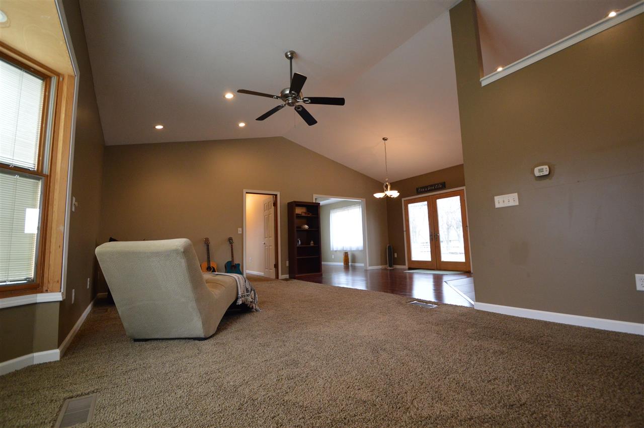 2850 North Bay View Road Angola, IN 46703 - Photo 11 of 26 Gallery Image 11